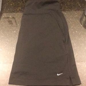 Nike black golf skirt size small